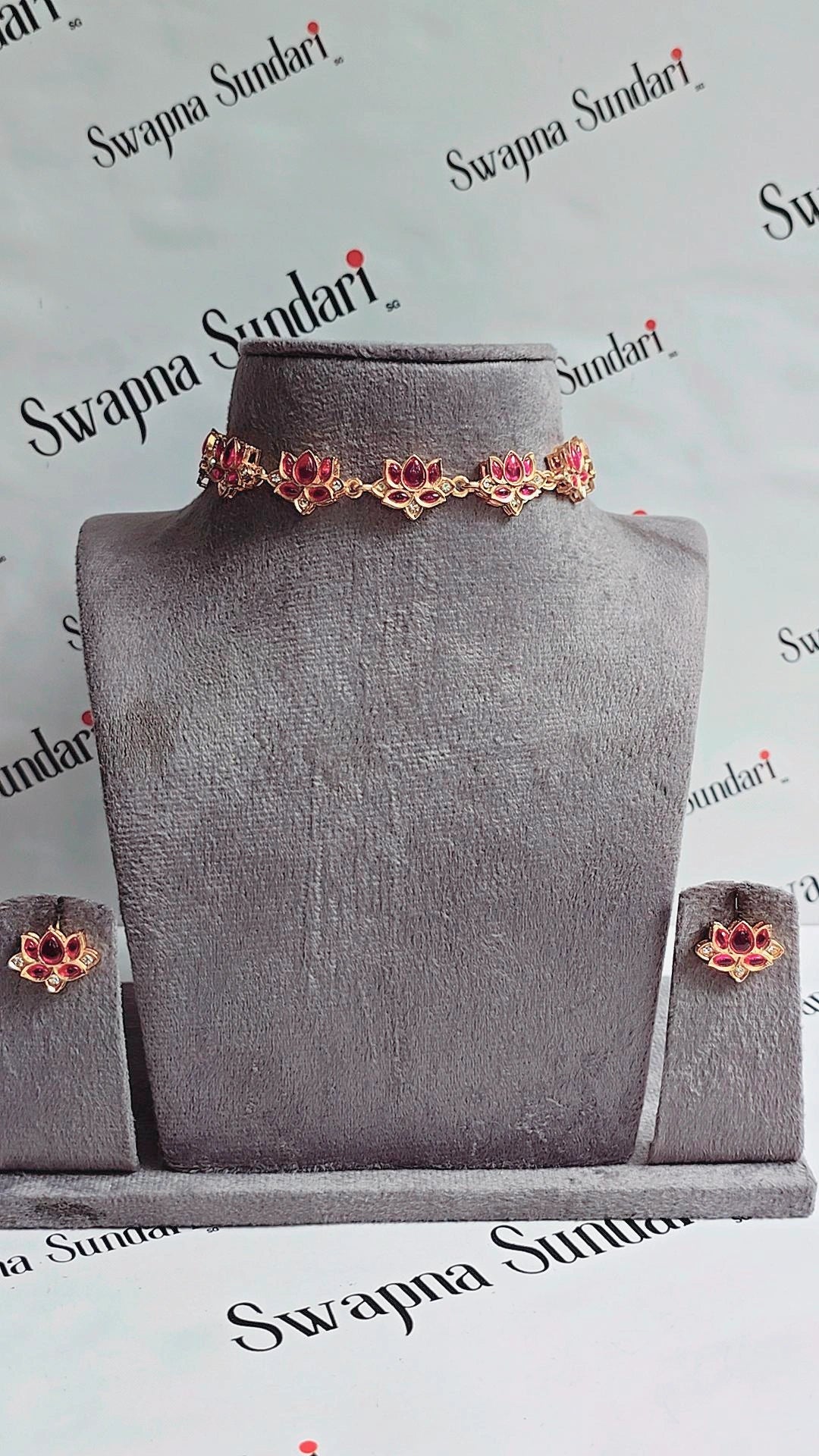 Lotus Choker